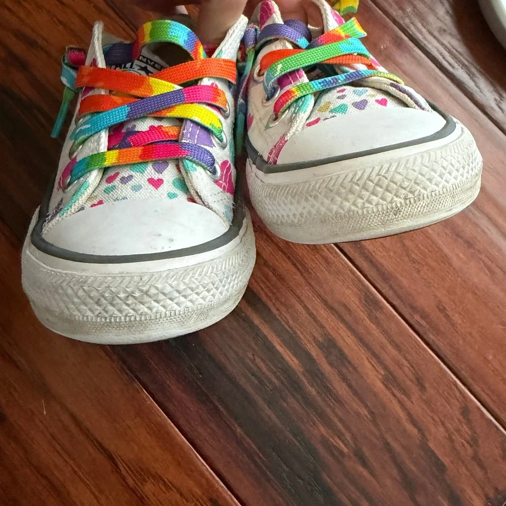 Converse Chuck Taylor‎ AllStar Bright Rainbow Heart Kids 11 Sneakers Kidcore